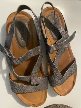 Women's Gray Snake-Print Slingback Sandals
